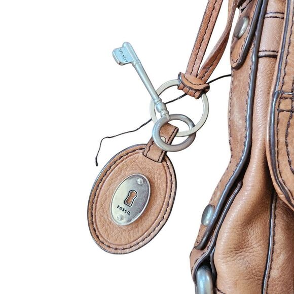 Fossil Leather Handbag Purse Messenger Brown Flap Shoulder Heavy Hardware - Picture 3 of 11